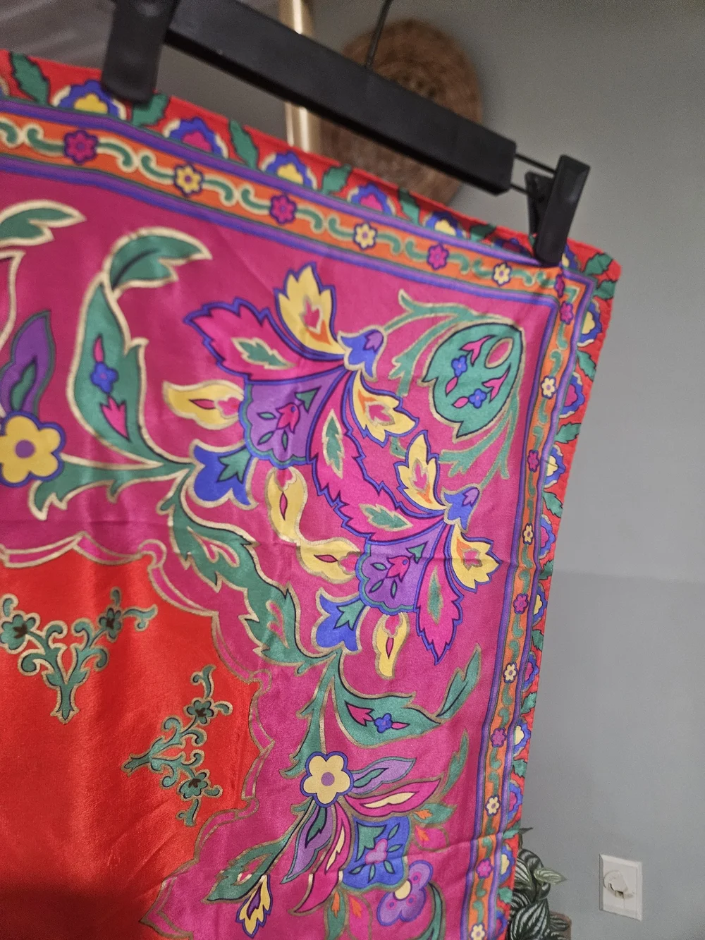 Vintage Liz Claiborne 100% Silk Floral Square Scarf Pink Red Multicolor